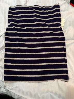 Forever 21 Navy and Gray Striped Pencil Skirt